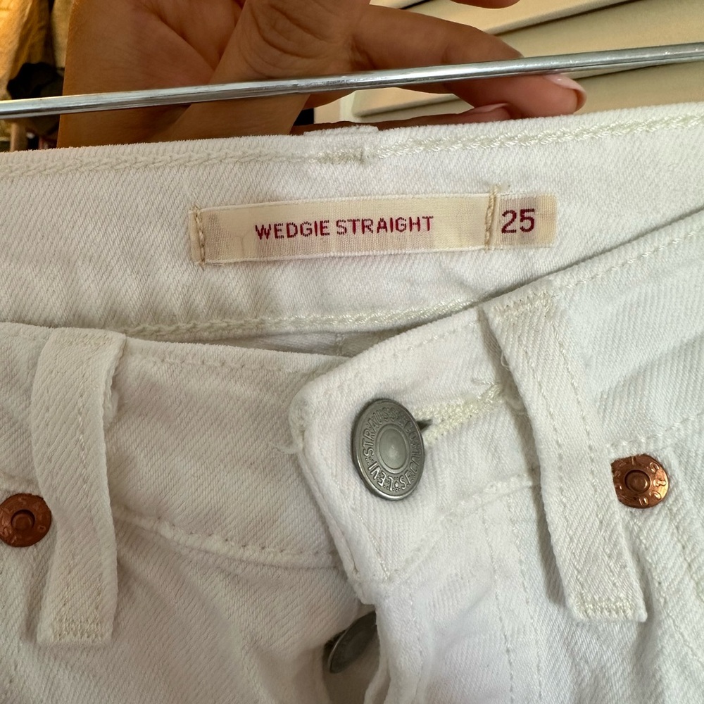 Levi’s cropped wedgie straight jeans